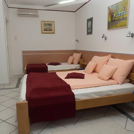 Hotel Apartman I Sobe Nikolas